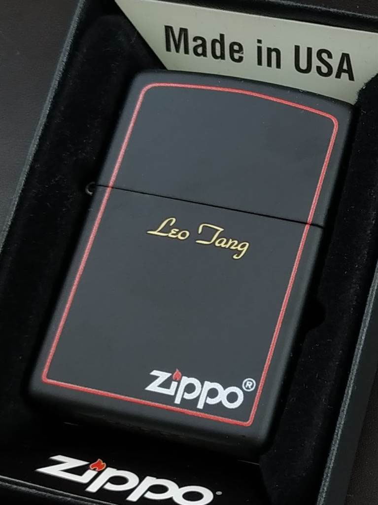 zippo lighter frosted black and red frame engraving 1