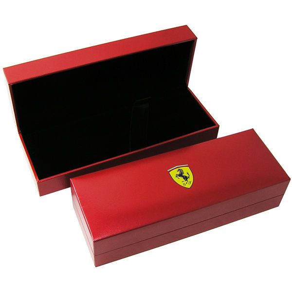 300-black-chrome-trim-fp-gift-box-1 300 black chrome trim fp gift box 1