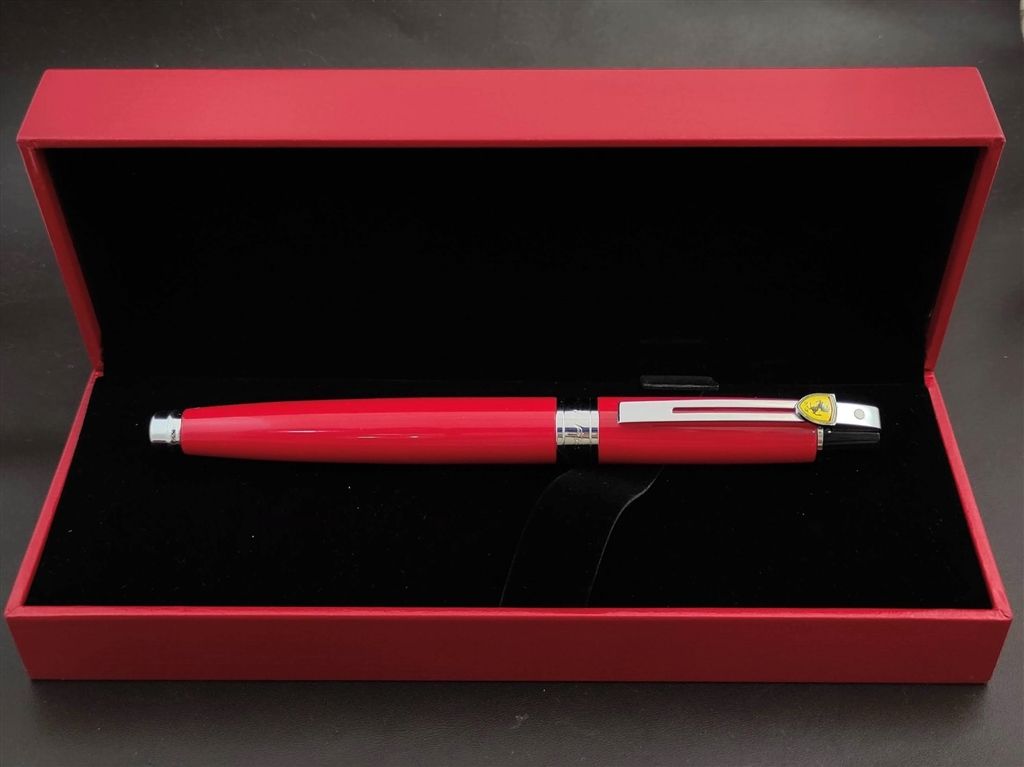 300 red chrome trim rb 10