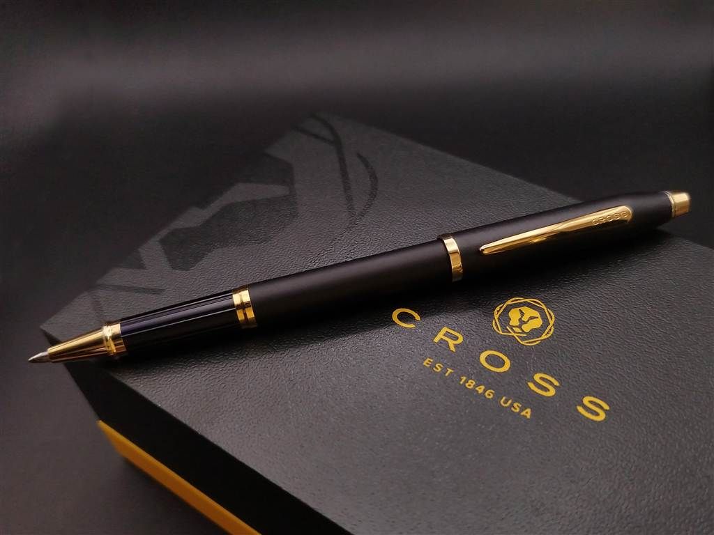 century-ii-matte-black-gold-trim-rb-9 century ii matte black gold trim rb 9