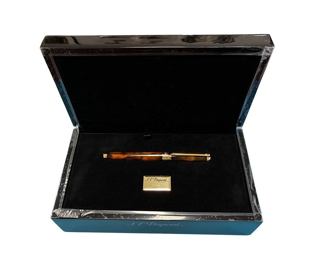 line-d-atbwn-gold-trim-rb-9 line d atbwn gold trim rb 9