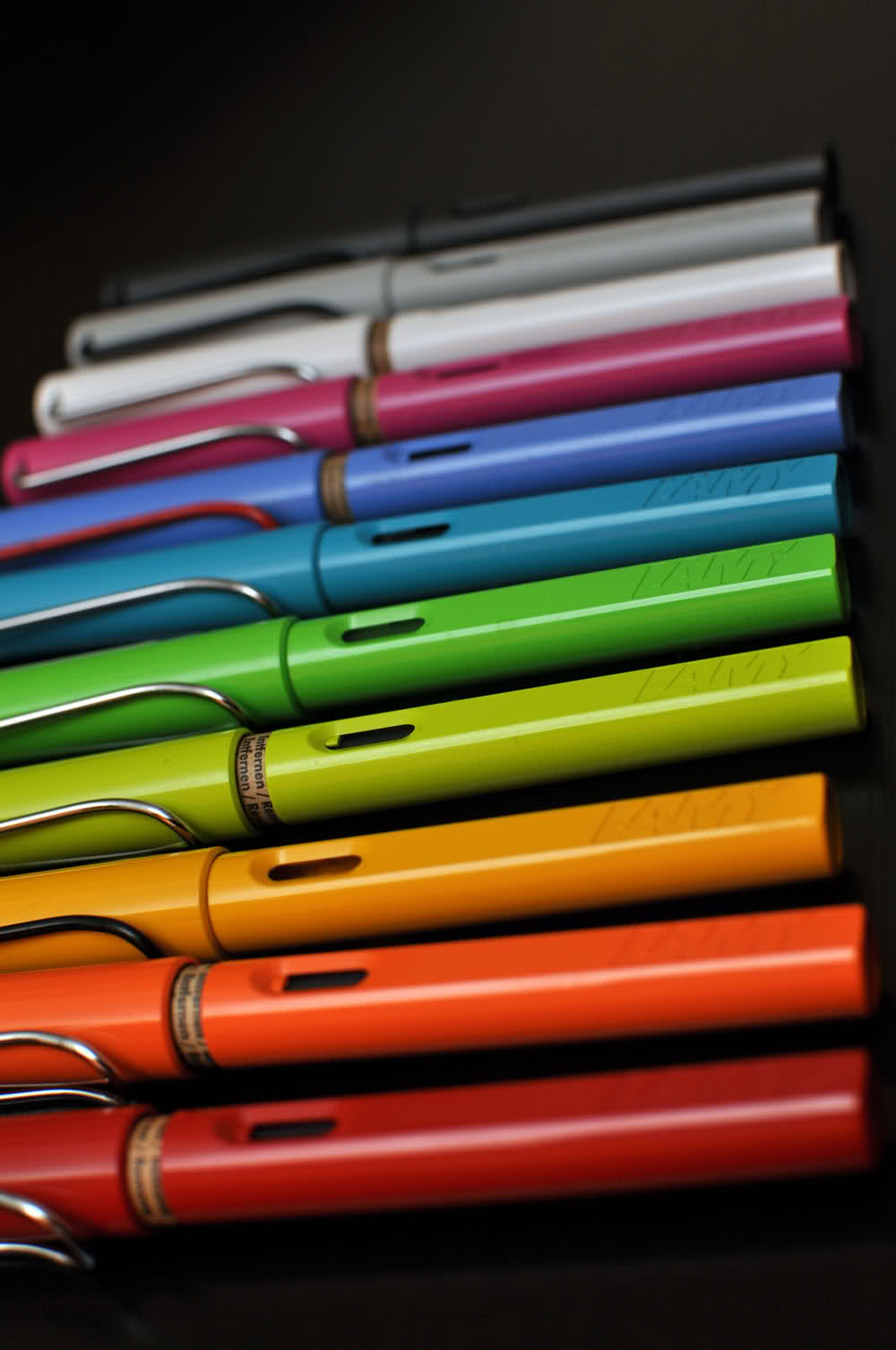 多色 LAMY Safari 墨水筆